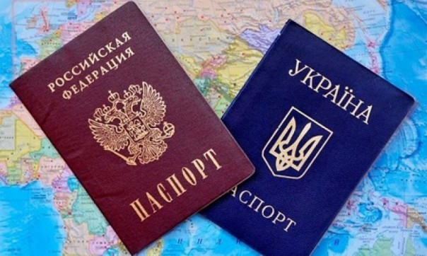 Украина хочет обязать россиян писать в загранпаспорте «Крым — это Украина!»