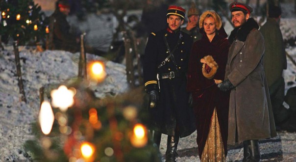 Новый год и Рождество: топ фильмов о зимних праздниках на войне