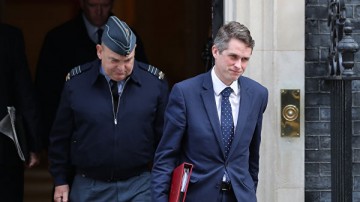 Британия вернет стратегию борьбы с Россией времен холодной войны