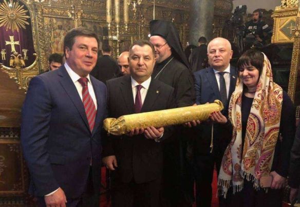 Обманули коварные греки: знатоки церковного права ужаснулись от содержания Томоса