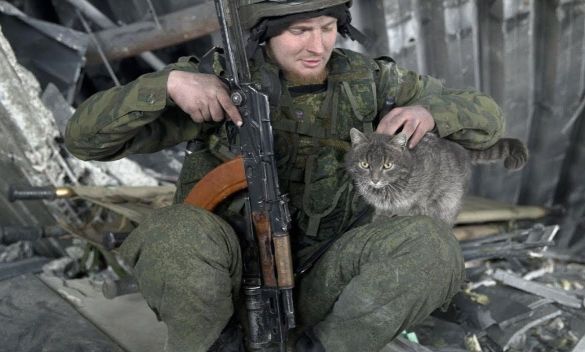 На войне надо думать о хорошем!.. Но быть готовым воевать насмерть... А главная идеология - выжить!