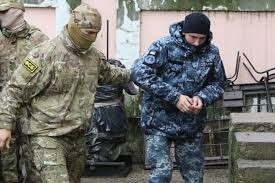 Сдавшимся в плен у Керченского пролива морякам выплатят по 100 тыс грн