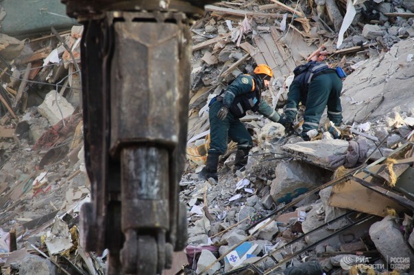 Число жертв обрушения дома в Магнитогорске выросло до 37