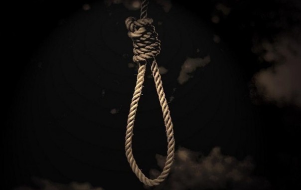 В Мариуполе повесилась майор полиции | В центре Киева нашли тело пропавшего подростка