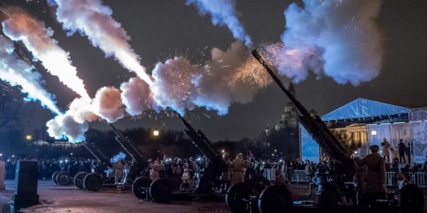 В Санкт-Петербурге пройдёт реконструкция салюта 1944 года