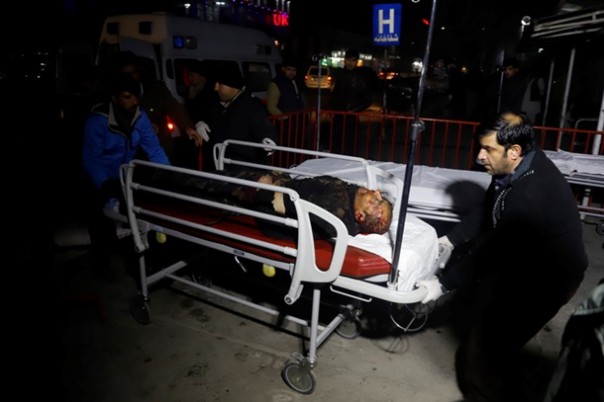 В Кабуле почти 100 человек пострадали при взрыве