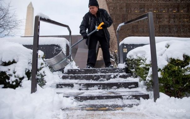 Снежный коллапс в Вашингтоне: видео