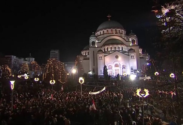 Путин в храме Святого Саввы. Десятки тысяч людей собрались в Белграде послушать выступление Владимира Путина