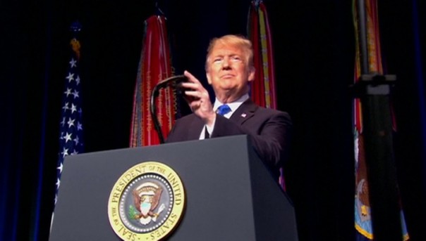 Трамп отказался от встречи с Мадуро и пригрозил войной