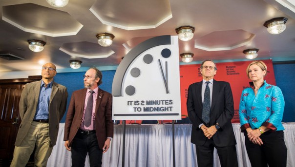 На часах Судного дня оставили две минуты до ядерной полуночи