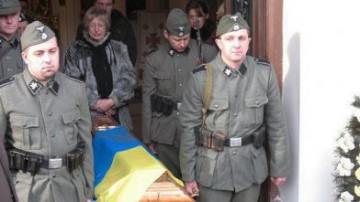 Есть ли укропы в Луганске