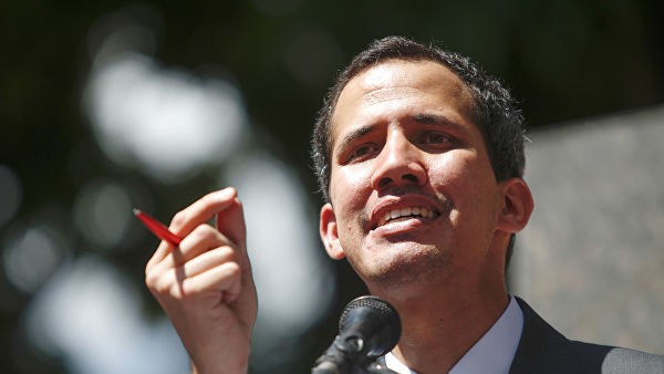 Почему самозванец Гуаидо - менеджер, а не полководец