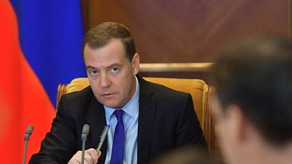 Медведев представил доказательства поставок санкционки через Белоруссию