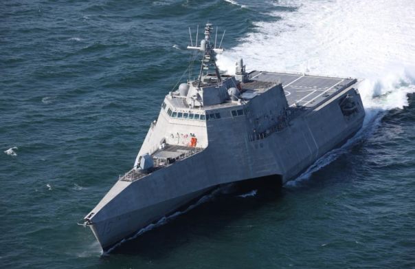 "Корабль-невидимка" вошёл в состав Военно-морских сил США