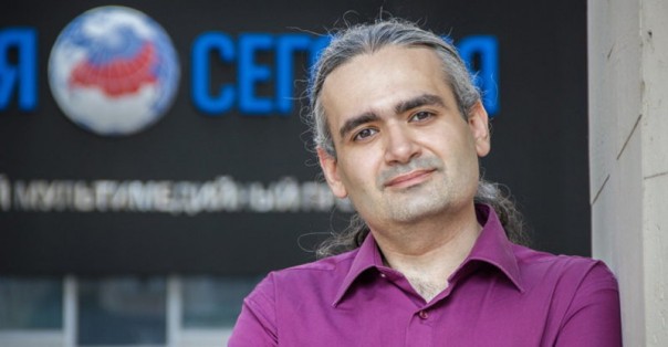 Ура-идиотизм всегда хуже ура-патриотизма.