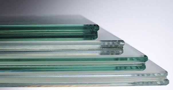 Сравнение автомобильного стекла – сталинит и триплекс