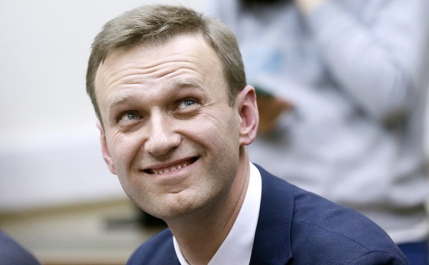 Черная зависть: Навальный с удовлетворением воспринял весть о блокировке дочернего проекта RT