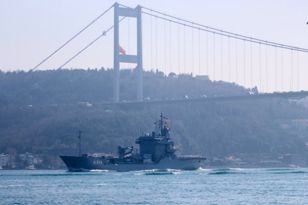 Пара кораблей НАТО объявилась в Черном море