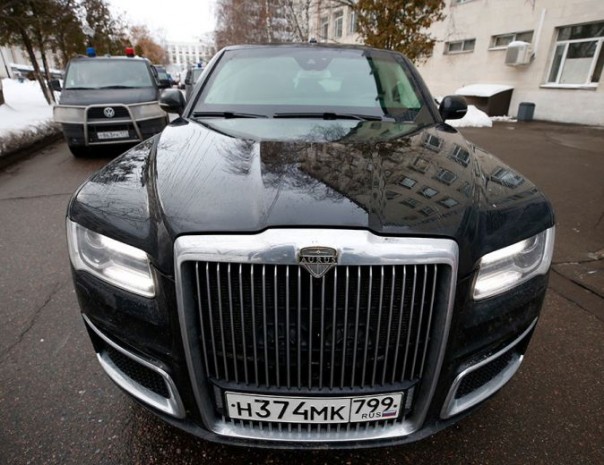 Раскрыта дата презентации внедорожника Aurus Komendant