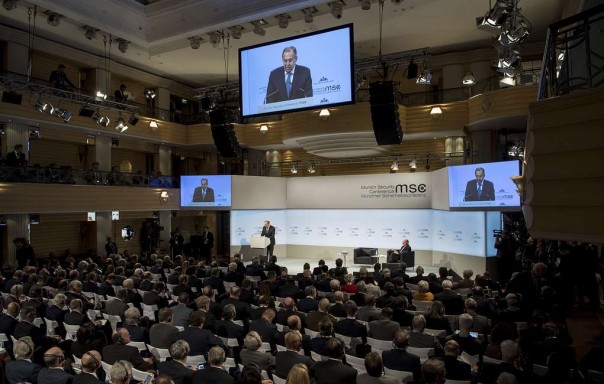 В Мюнхене Запад показательно передал Украину России
