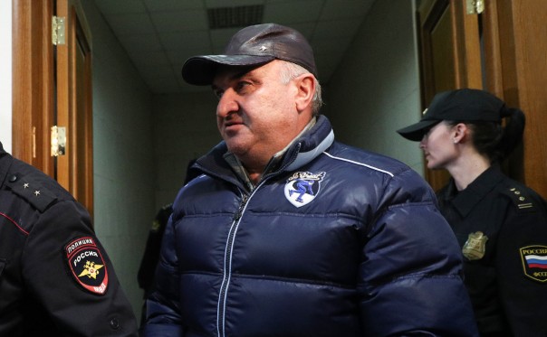 Арашукова обвинили в хищении газа и создании организованного преступного сообщества