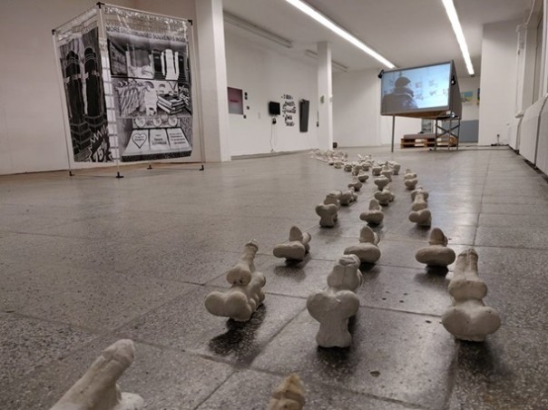 В Берлине открылась выставка "Парад членов-хрюмбергов"