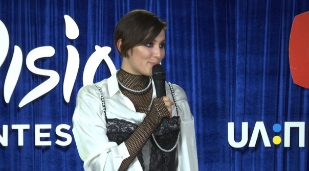 В Киеве предложили отправить на «Евровидение» ведущих, затравивших победительницу нацотбора
