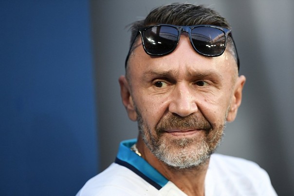 Шнуров поддержал оскорбившего жителей хрущевок чиновника Роскосмоса