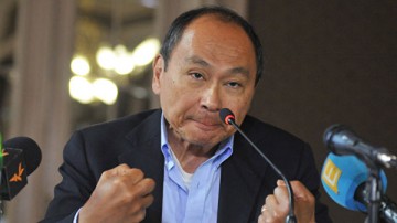 Демократия зашла не туда. Так говорит Фукуяма