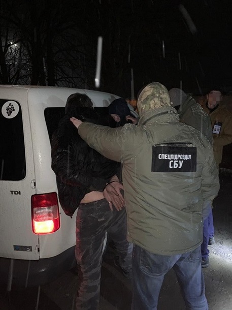 В Ровенской области военный продал десятки килограммов взрывчатки