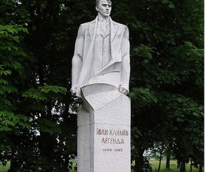 Киевские власти будут праздновать 110–летие активиста ОУН Ивана Климова, причастного к расстрелу 25 тысяч евреев на Волыни