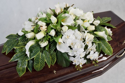 Государственные стандарты качества ритуальных услуг в действии: не все еще потеряно в России