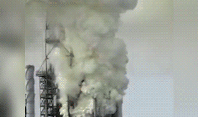 Момент возгорания на нефтезаводе в Комсомольске-на-Амуре сняли на видео