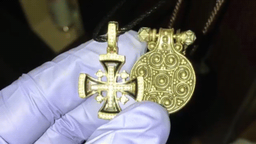 Обыски у первого замглавы Чехова сняли на видео, показав найденное оружие