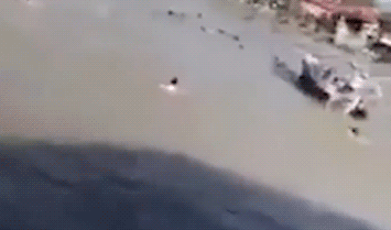 Опубликованы страшные кадры с тонущим паромом в Ираке