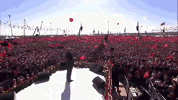 В Стамбуле на митинг в поддержку партии Эрдогана пришли 1,6 млн человек — видео