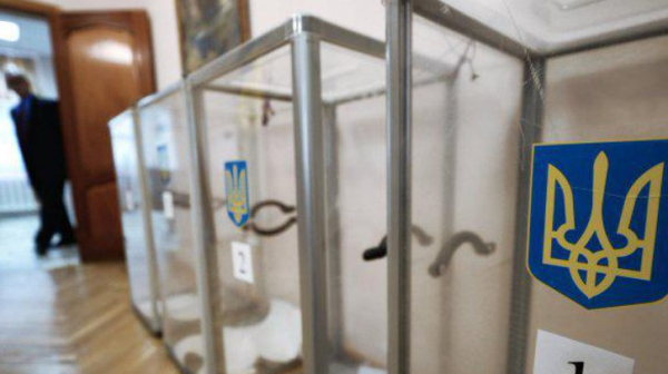 Порошенко заявил о рекордном количестве международных наблюдателей на выборах