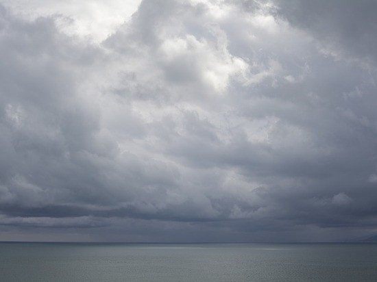 Ливийские мигранты захватили спасшее их судно в Средиземном море