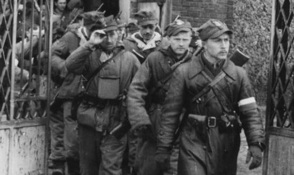 В Польше увековечивают память военного преступника – убийцы белорусов