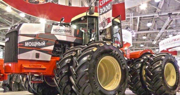 Ростсельмаш запустил в производство новую линейку «тяжёлых» тракторов