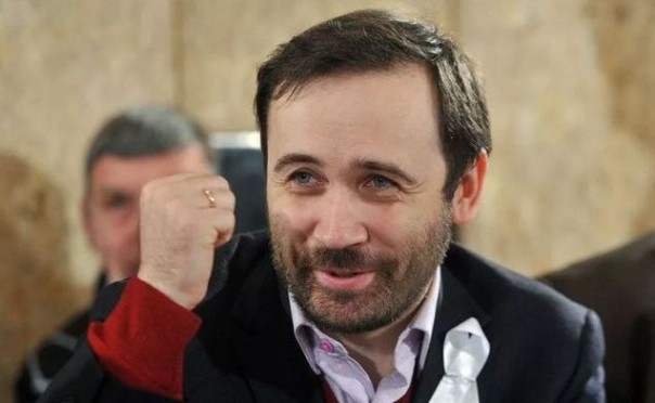 Бежавший на Украину экс-депутат Госдумы пообещал идти с оружием против РФ