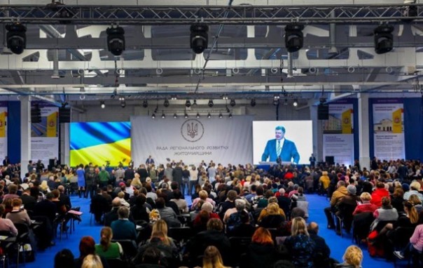 Порошенко анонсировал создание новых мощных ракет