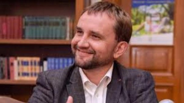 Чекнутый Вятрович...