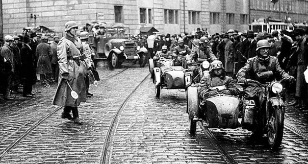 Третьему рейху от любящей Европы