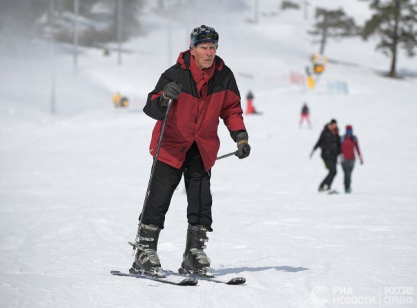 Продолжительность жизни в России превысила 73 года