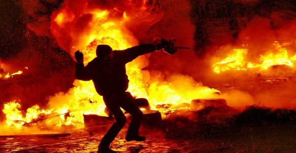 В России создано Агентство по противодействию "цветным революциям"