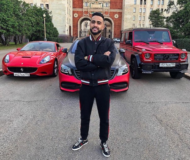 Российский блогер разыграл красный "гелик" в Instagram. Победительницей оказалась украинка