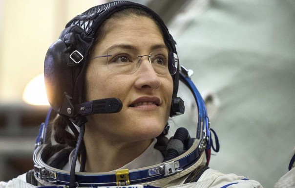 NASA отменило первый в истории выход в космос двух женщин-астронавтов