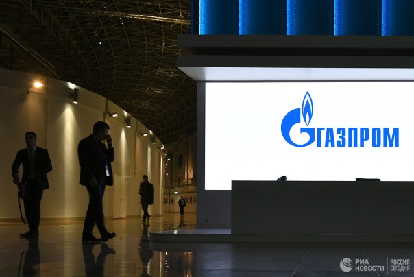 "Газпром" и "Русгаздобыча" построят в Усть-Луге завод по производству СПГ