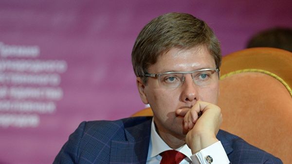 Мэра Риги Ушакова отправили в отставку